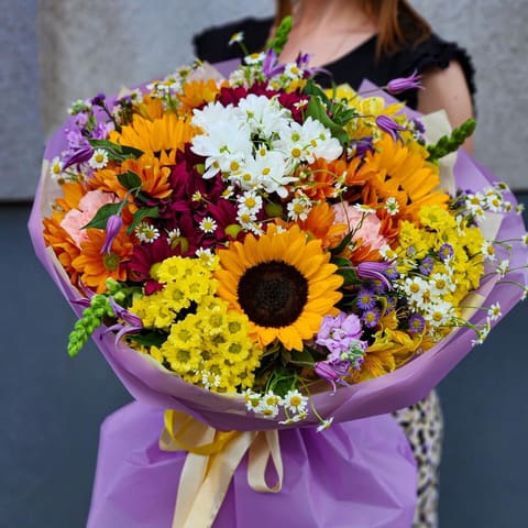 Summer Sunshine Delight — Kvetiny s laskou