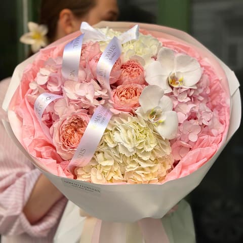 🤍 Orchid and Hydrangeas — Nomad Flowers