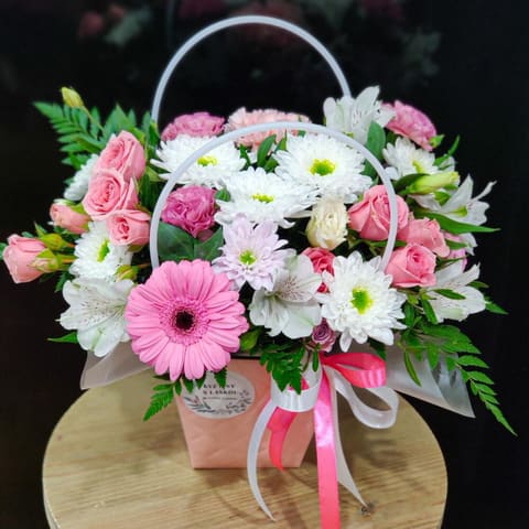 Flower box S — Kvetiny s laskou