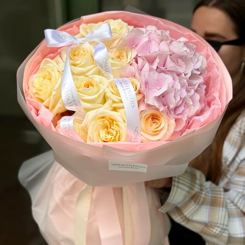 🤍 Pink Hydrangea + 9 Roses — Nomad Flowers
