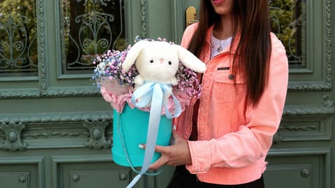 🐰 Králík na louce — Fleur de Lys