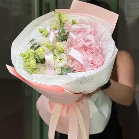 🩷 Eustoma + Pink Hydrangea — Nomad Flowers