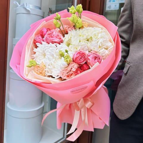 Pink Bestseller — Nomad Flowers