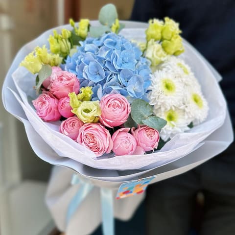 Blue Bestseller — Nomad Flowers