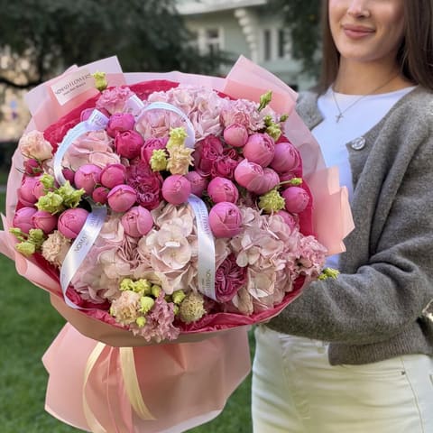 🌸 Lovely Pink Bouquet — Nomad Flowers