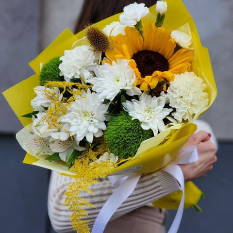 Sunny Delight 🌻 — Kvetiny s laskou