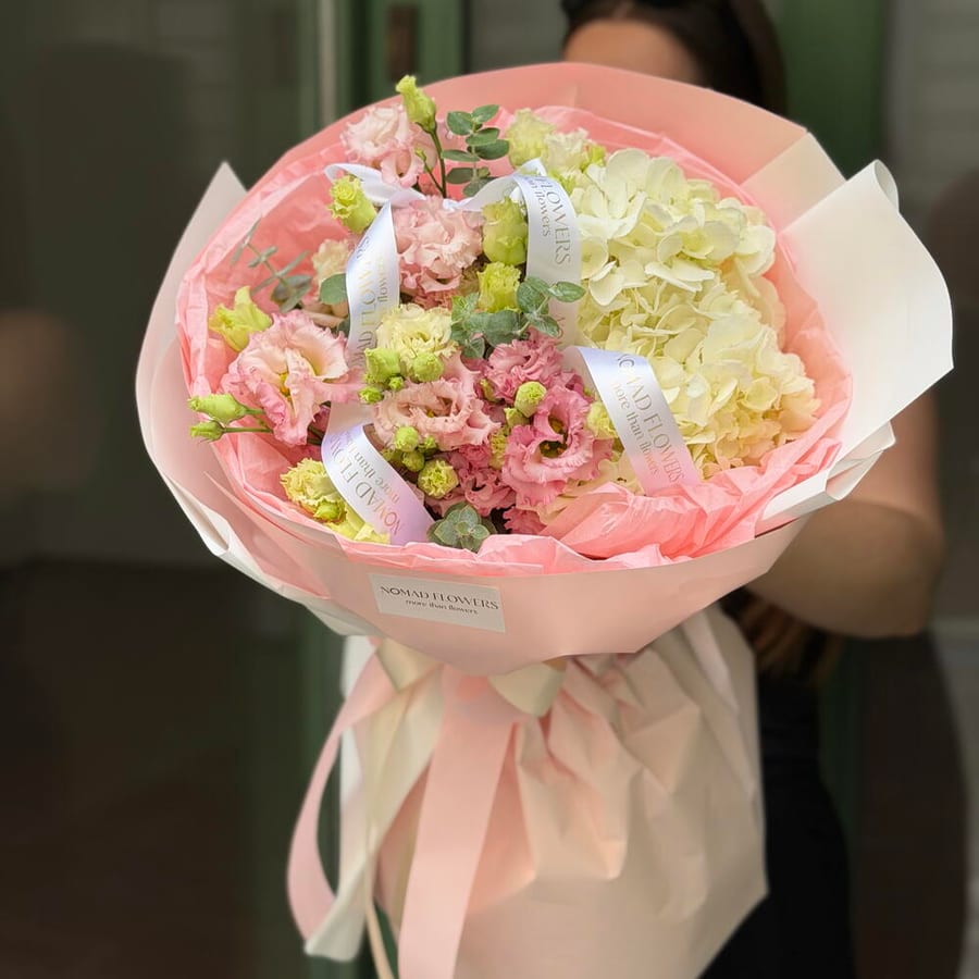 ️️🌿 Eustoma + White Hydrangea