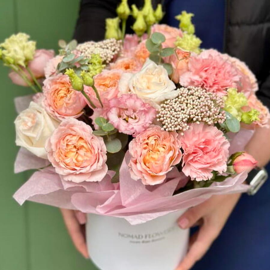 🌸 Rose, Eustoma + Dianthus Box