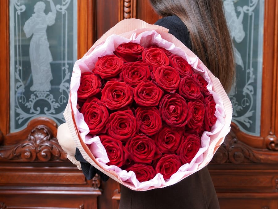 🌹 23 růže Naomi